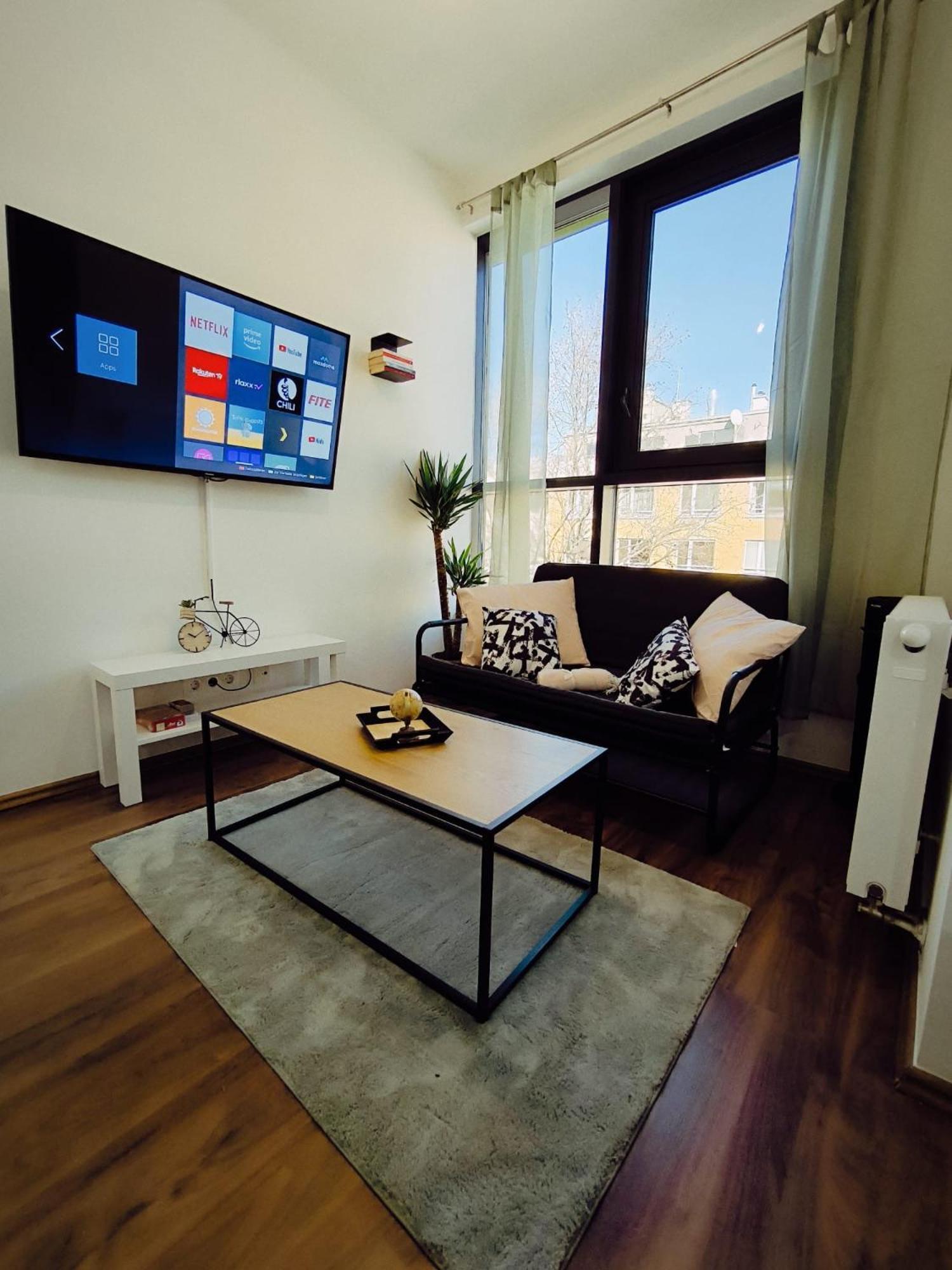 Pretty Apartment Next To Metro Station Viena Exterior foto